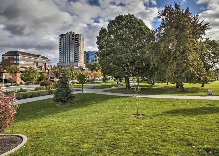 Charming Downtown Coeur D'Alene Home With Yard!