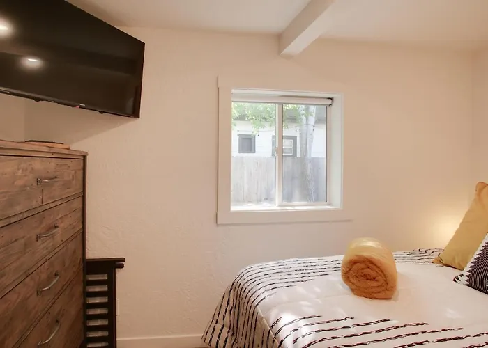 Cozy Coeur D'Alene Getaway W/ Fire Pit, Near Dtwn