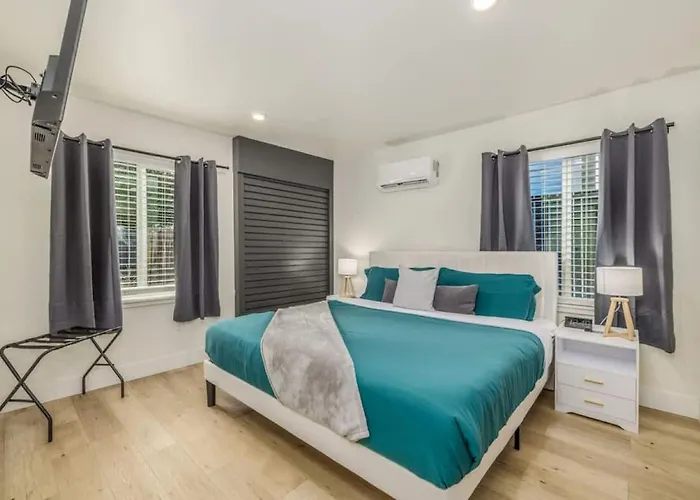 The Flats- Executive Suite-Downtown Cda